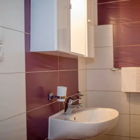 Apartamento Lili Rab Rab Town