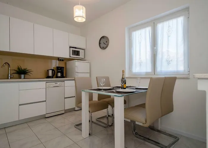 Apartman Lili Rab Rab Town